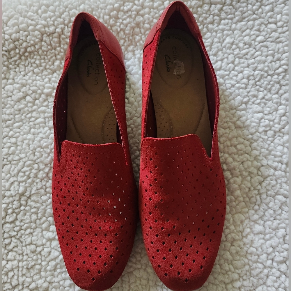 NWOT Clarks Red Suede Loafers SZ 8.5